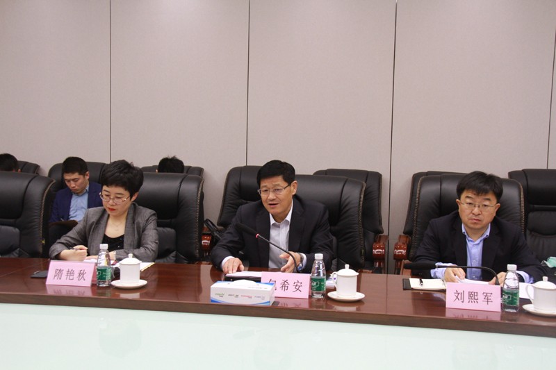 1591166101862791PRt4.jpg 市委書記包希安到成山集團調研并現場辦公 (2).jpg